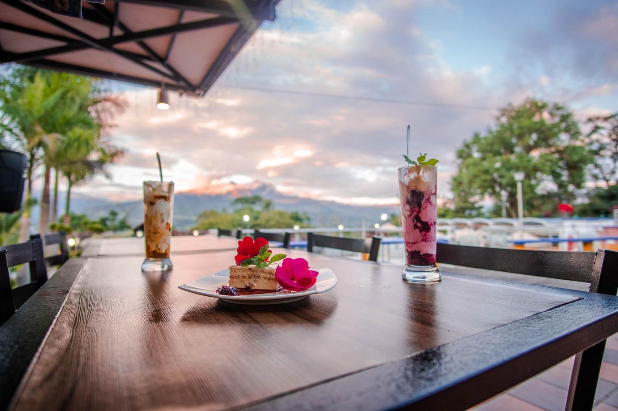La Cabana Miraflores エクステリア 写真